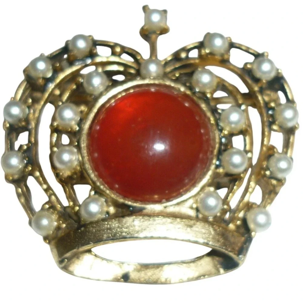 Vintage Mid Century Red Jelly Belly‎ Crown Brooch Pin Faux Pearl Gold Tone